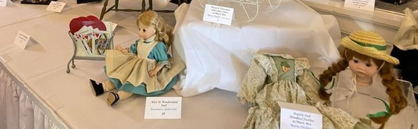 Dolls 17.jpeg