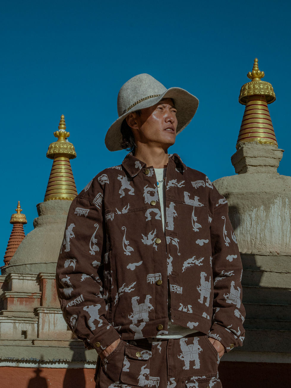 Thumbnail: Heavy Jacket