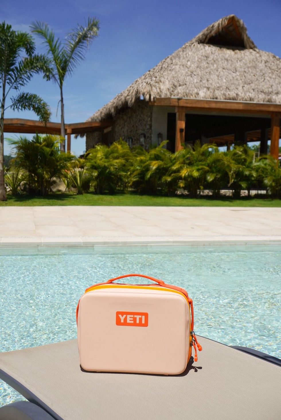 5L Daytrip Lunch Box Peach Beekeeper