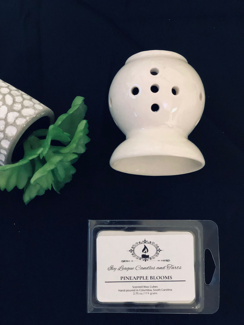 Thumbnail: 6 piece clamshell wax melts