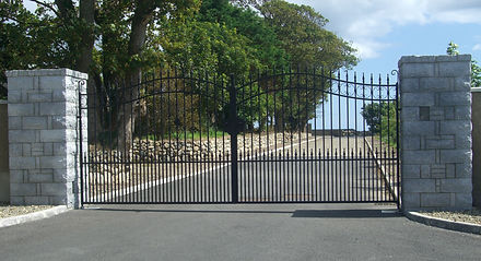 Entrance gates at Sandbank Holiday Lets, Kilkeel