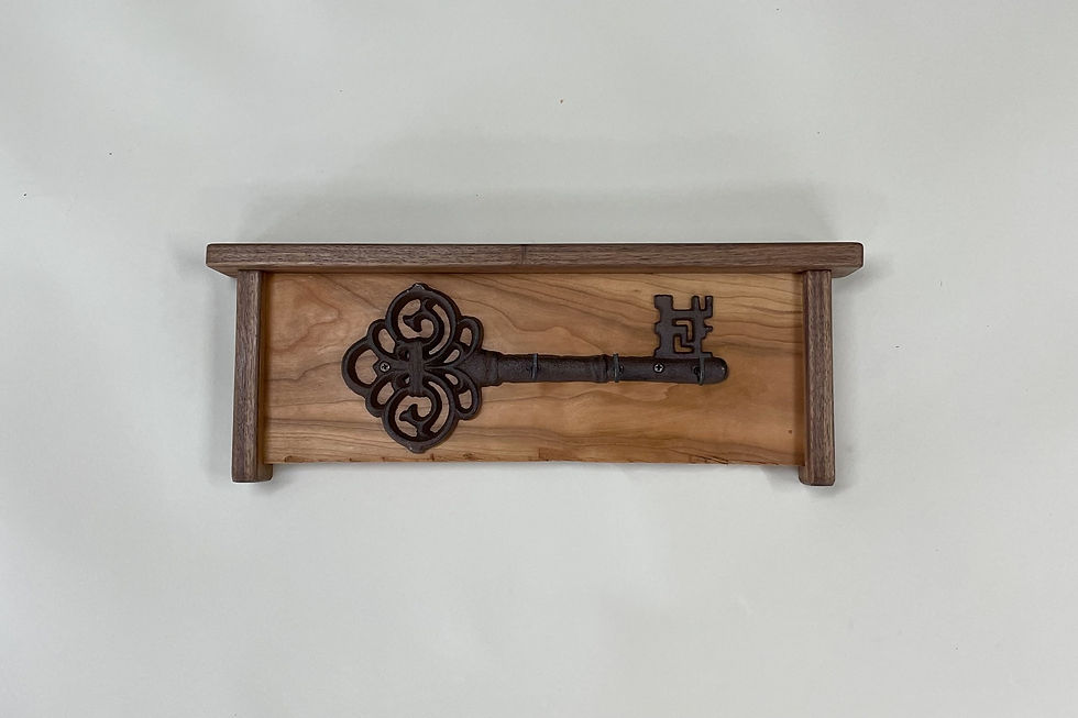 Thumbnail: Classic Key Hanger with Shelf