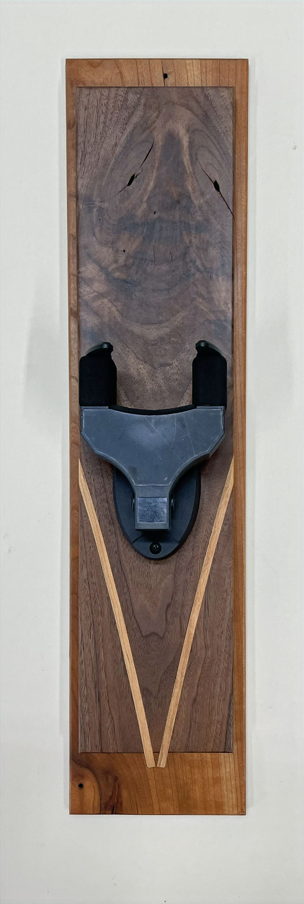Thumbnail: Locking Guitar Hanger