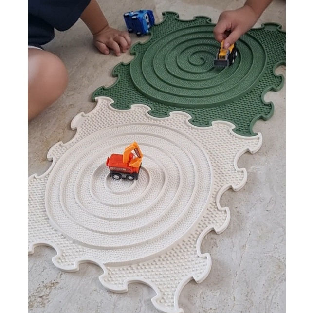 Thumbnail: Finger Sensory Labyrinth Set