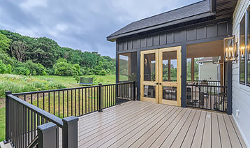 3526 Osgood Cir N - Web Quality - 000 - 01 Deck.jpg