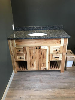 19260228_923110647865349_494235496923954