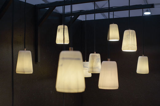 POUR Design porcelain light Streak