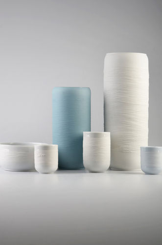 POUR Design porcelain vases mugs bowls