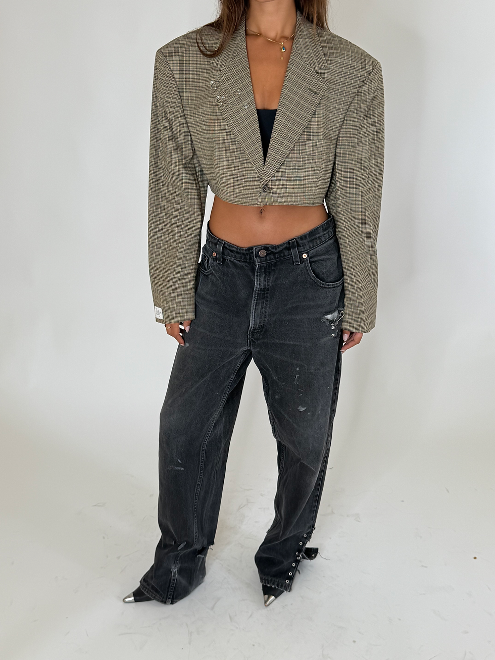 Thumbnail: Every girl needs a reconstructed blazer