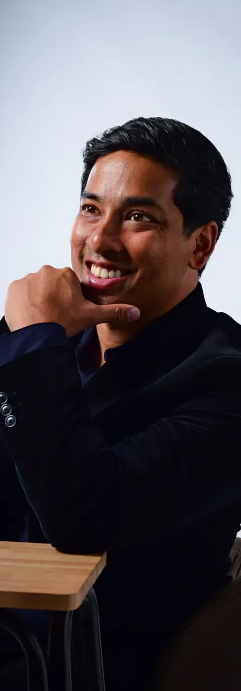 Portrait and Profile photo studio in Bangkok