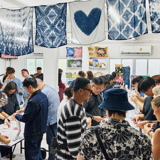 Participants at tie-dye workshop at Gigipayne Studio