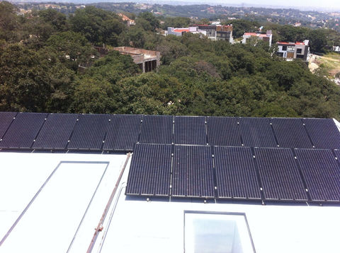 Mayor ahorro energético para tu hogar en Condado de Sayavedra con más paneles solares.