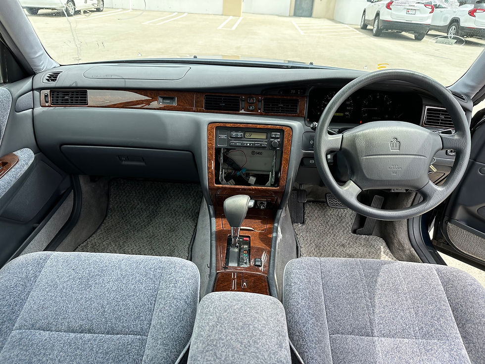 Thumbnail: TOYOTA CROWN