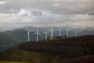 Les éoliennes dans les montagnes