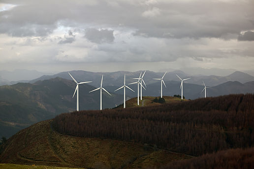 Les éoliennes dans les montagnes