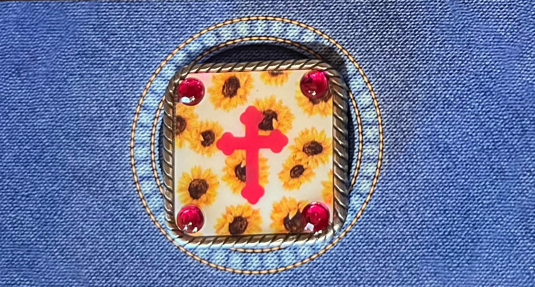 #74 Concho (sold in pairs)