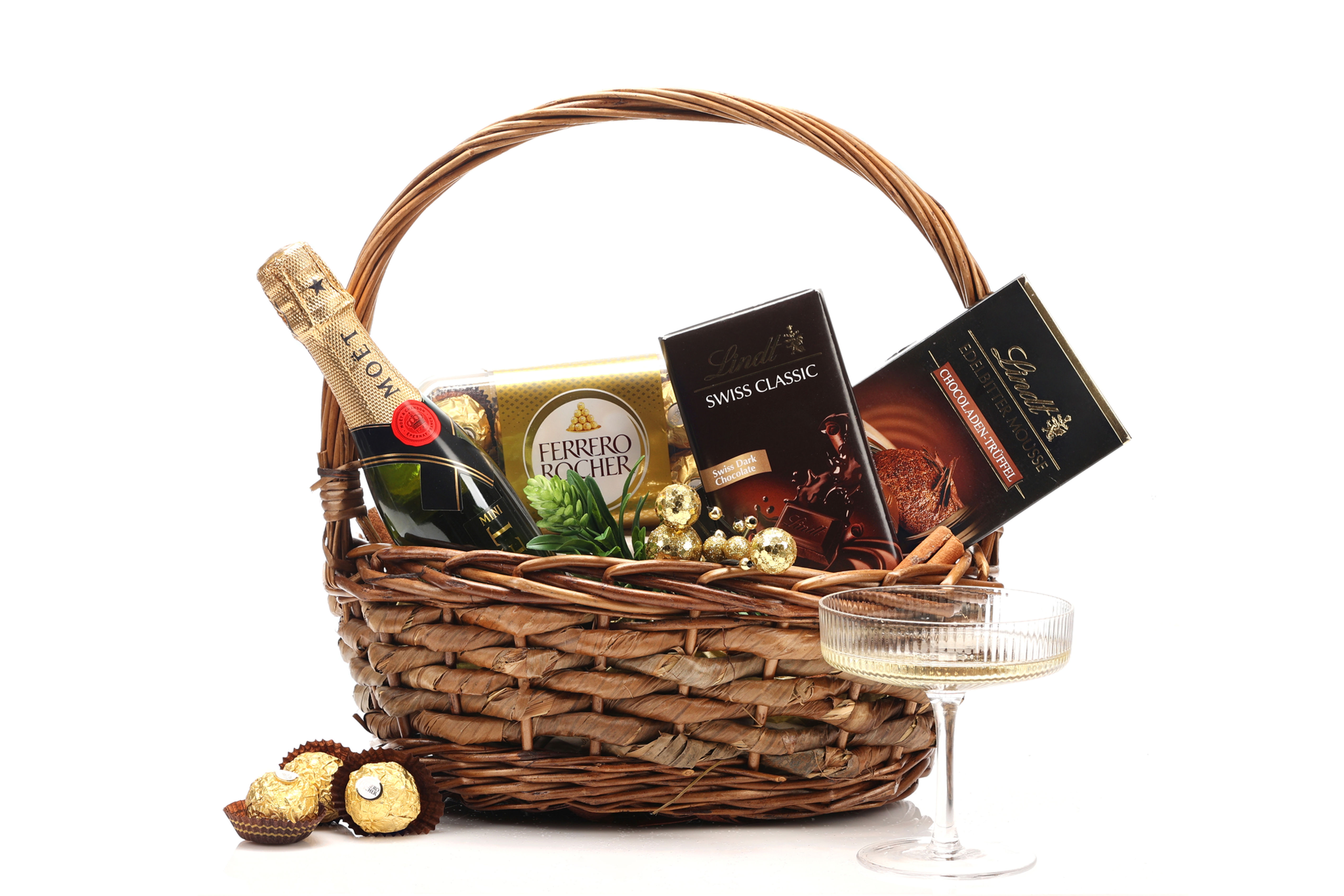 Подаръчна кошница Приказка Moët