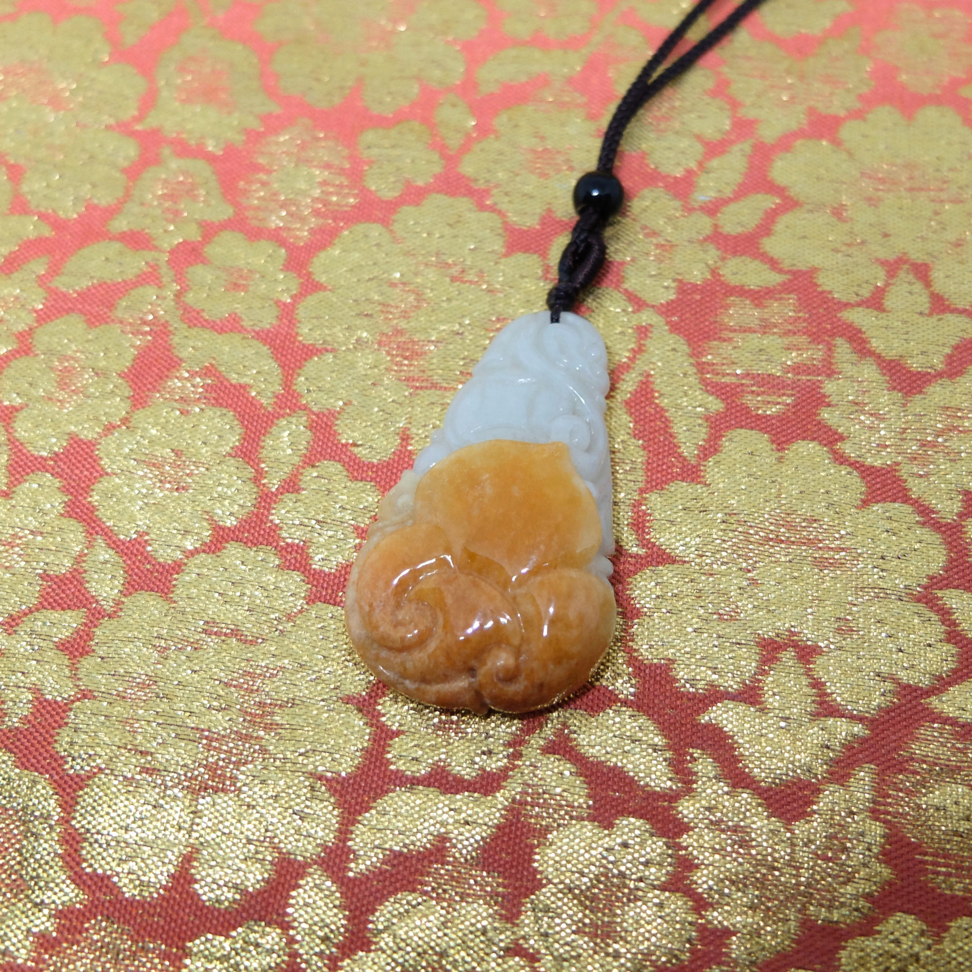 翡翠如意～安心如意吊墜～（黃+白色：癸年生/3字尾最啱）