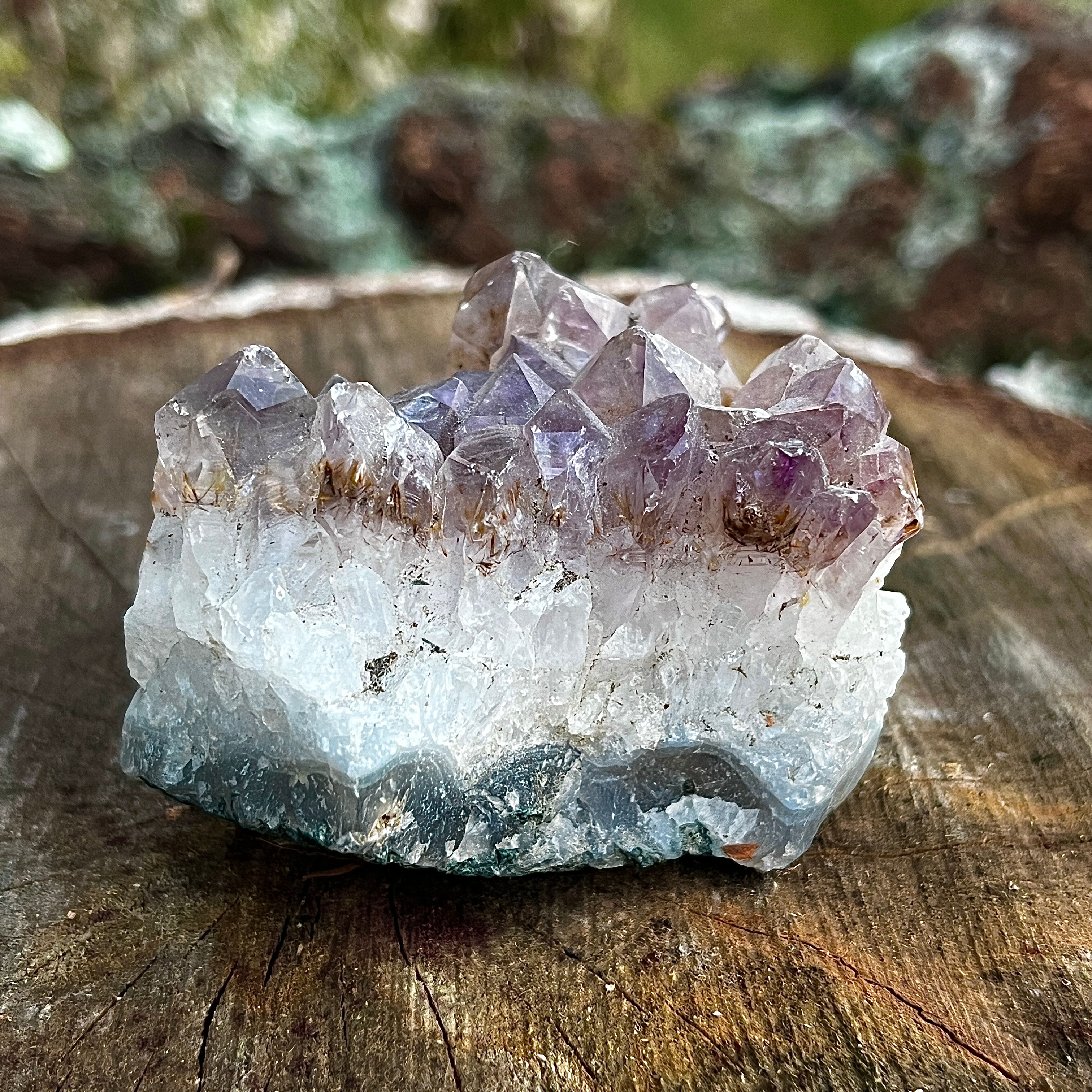 Szczotka ametystowa, minerały, kryształy, naturalne kamienie, miłodzieło