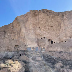 Explore the Art of Grotto, Experience the Life of Buddhism