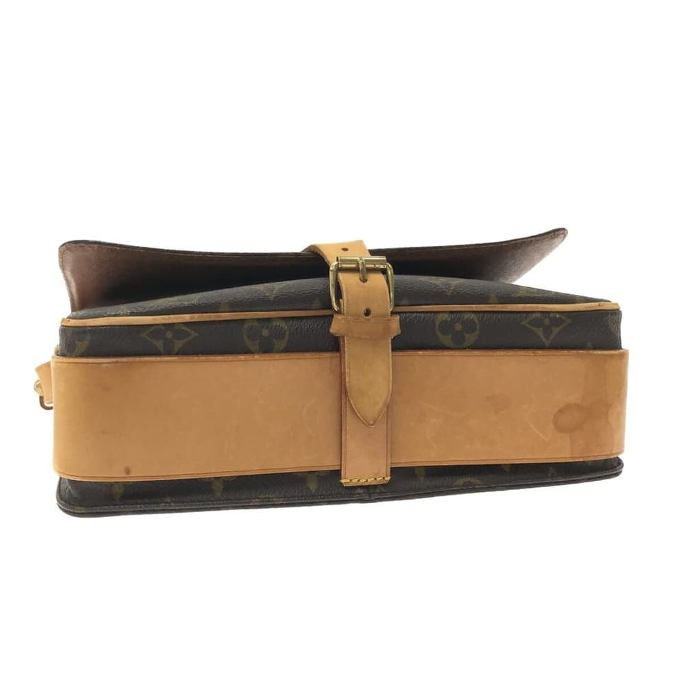 Thumbnail: PRE-LOVED Louis Vuitton Cartouchiere 26