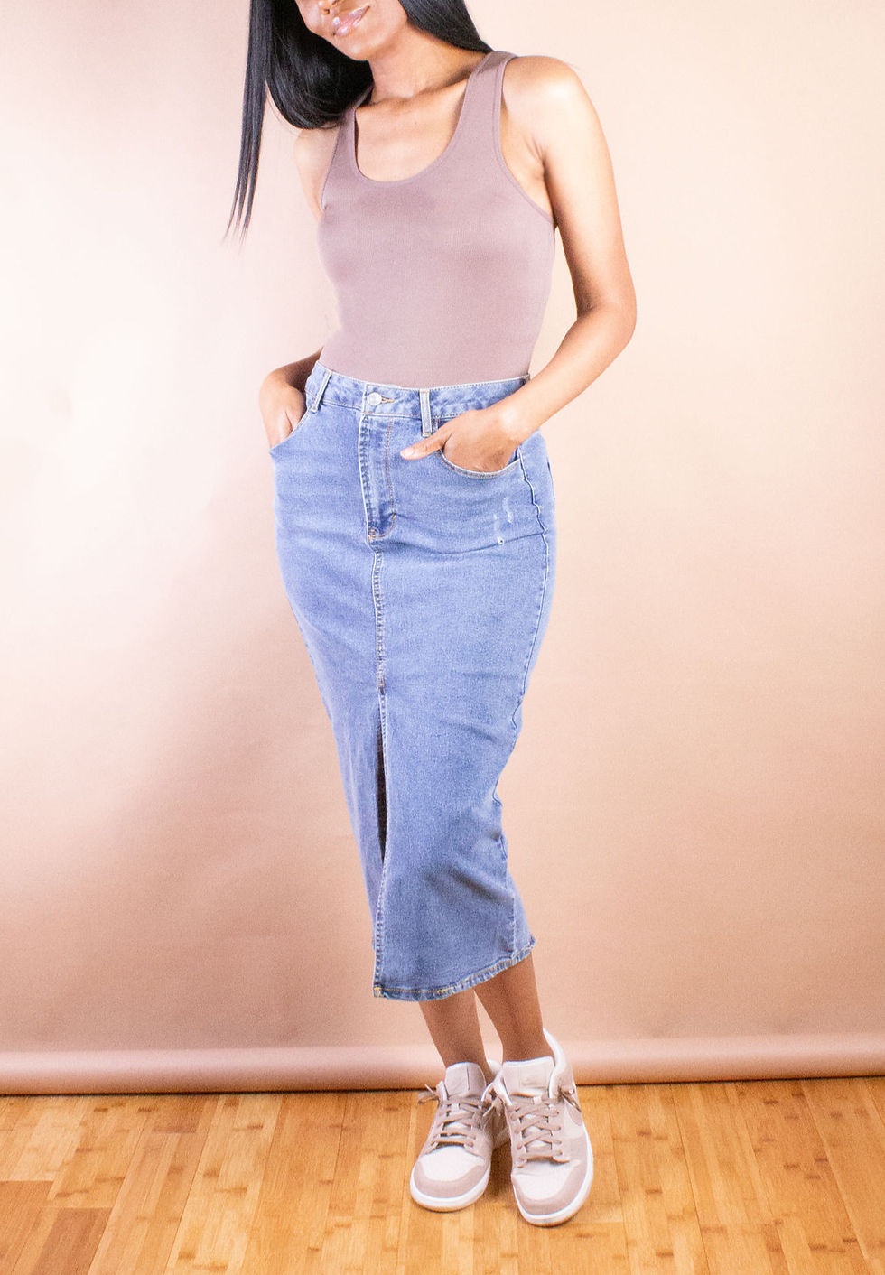 Thumbnail: Slim Fit Tank Top in Taupe