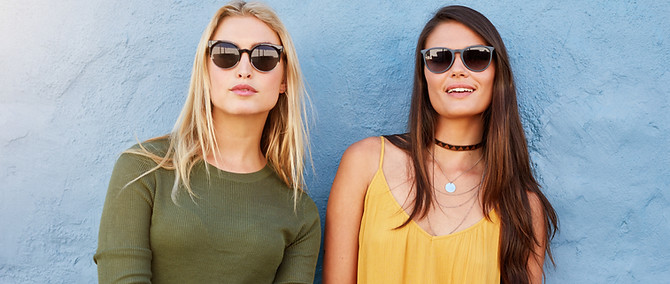 Women Wearing Sunglasses