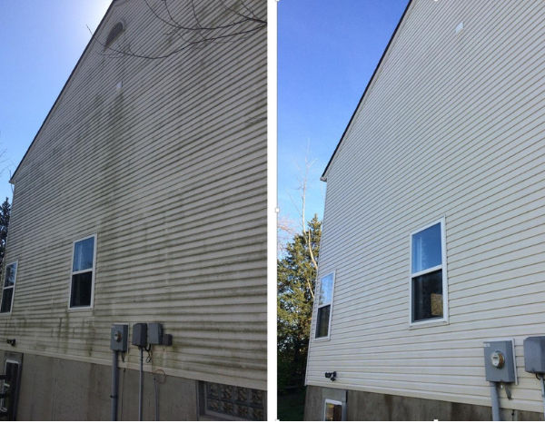 Siding-powerwashing-cleaning-1_edited.jpg