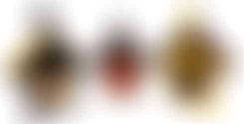 Sac de boules de pétanque artisanal de luxe en cuir et bois en forme de losange.