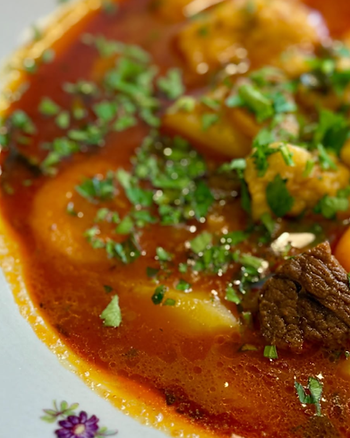 Lili's one pot dish recipes: Töltött Paprika aka Hungarian stuffed paprika