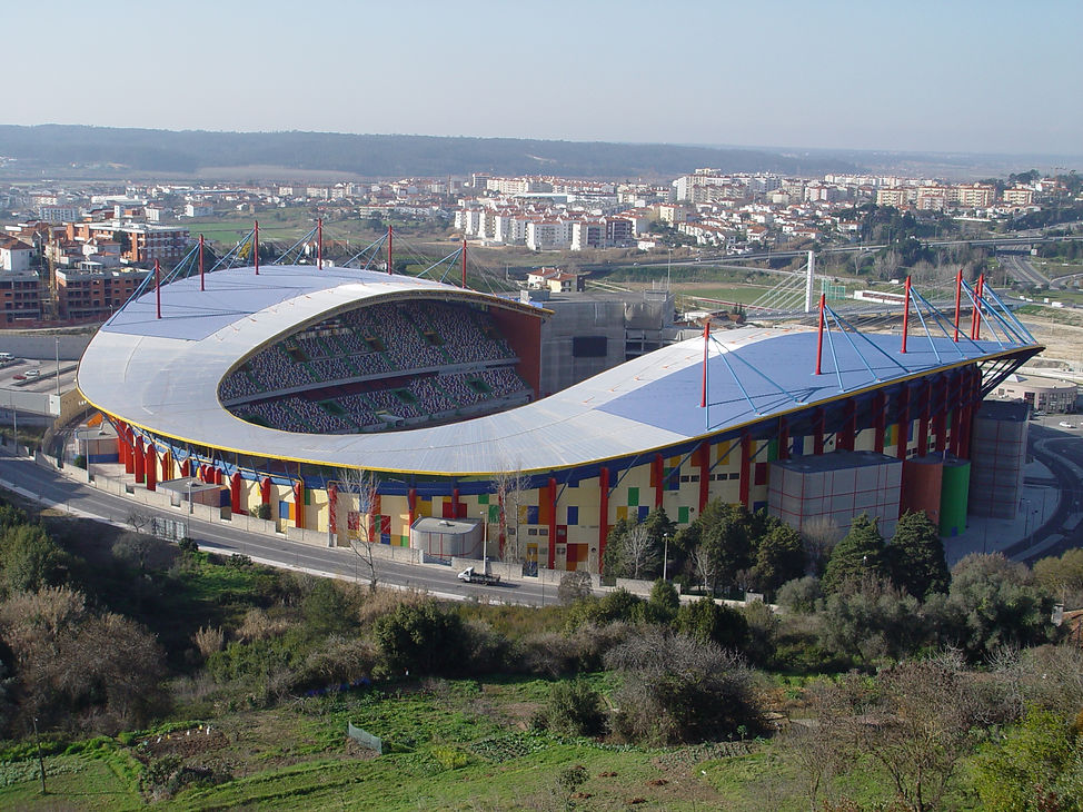 Estadio_de_Leiria.jpg