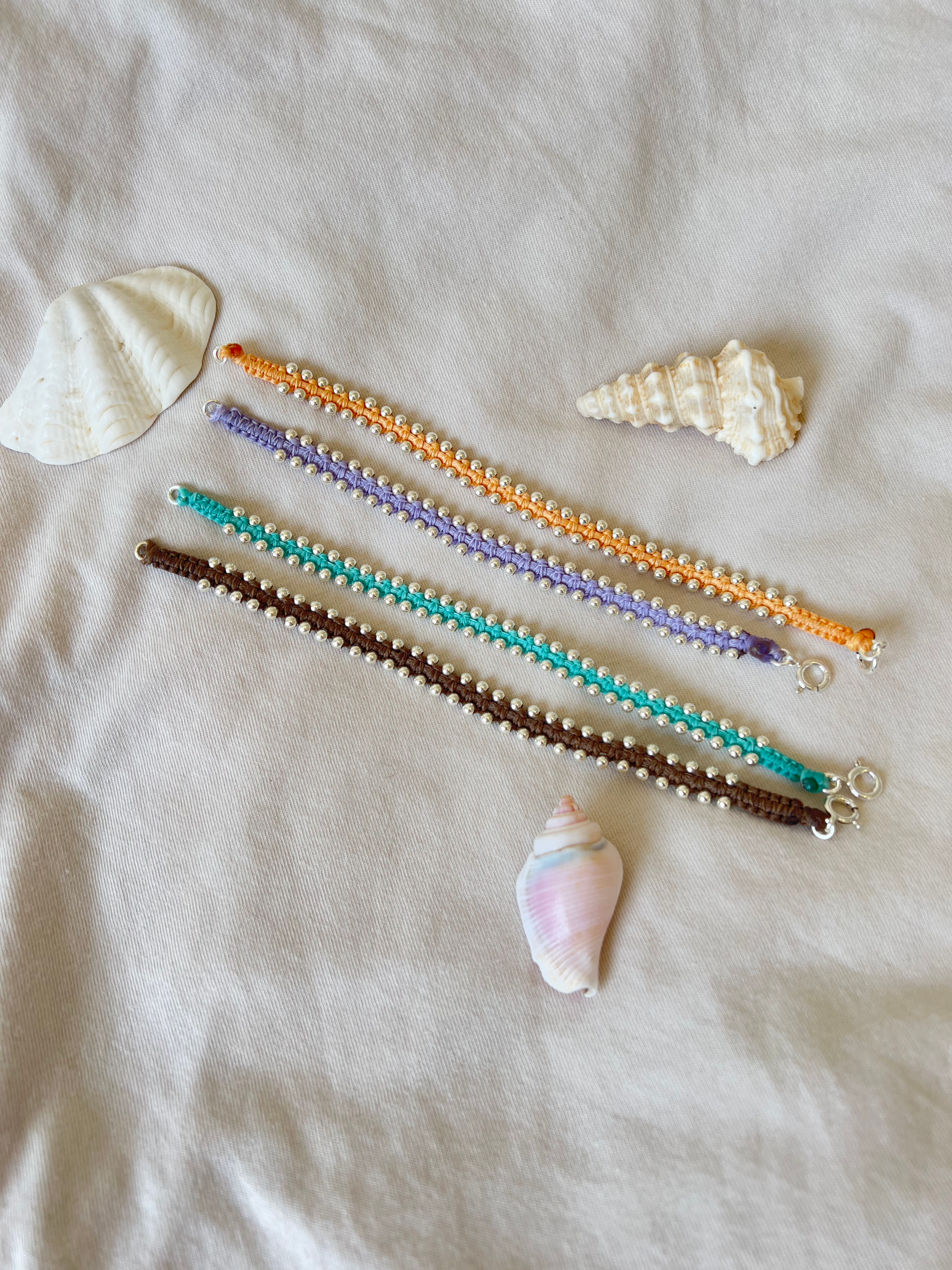 צמיד שעווה חרוזים ללא תליון