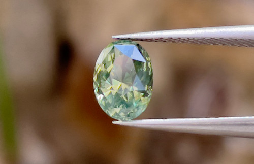 非加熱サファイア バイカラー イエロー×グリーン 1.86ct