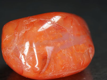 🌍 シベリアで新発見「ファイヤーアイスクォーツ」— 2026年注目の原石トレンド