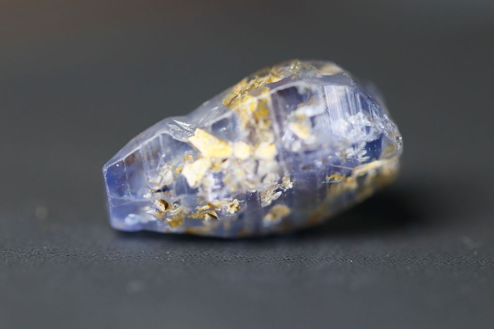 サムネイル： サファイア原石８.５０ct ｜Zakkano