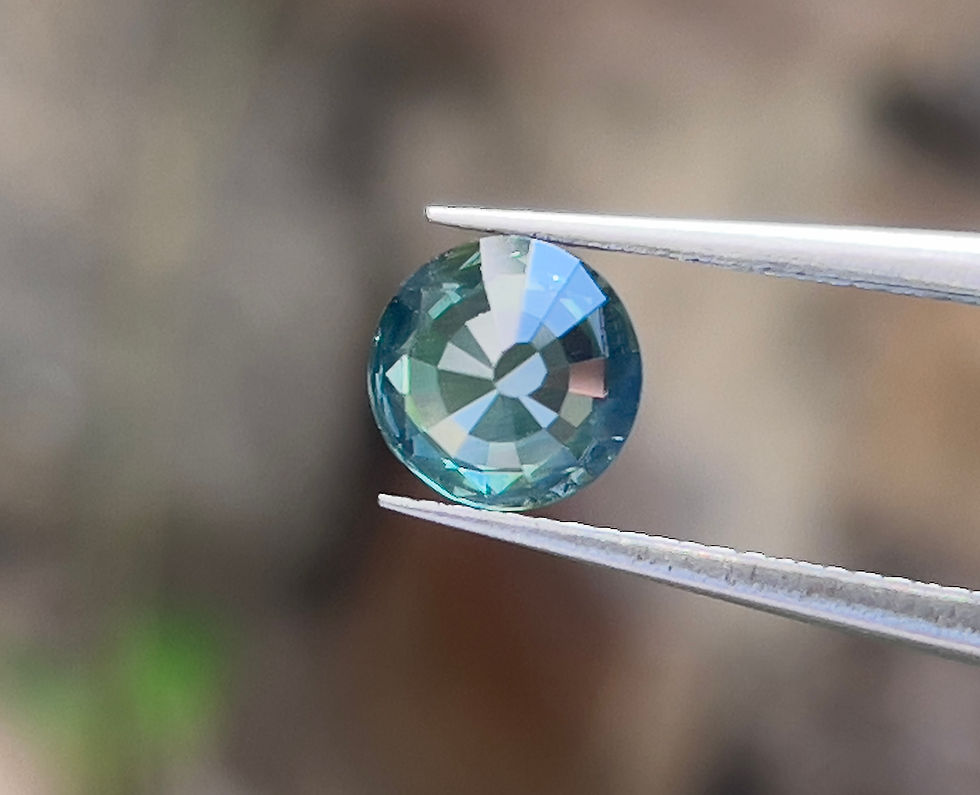 サムネイル： シルキー グリーン サファイア 1.05ct