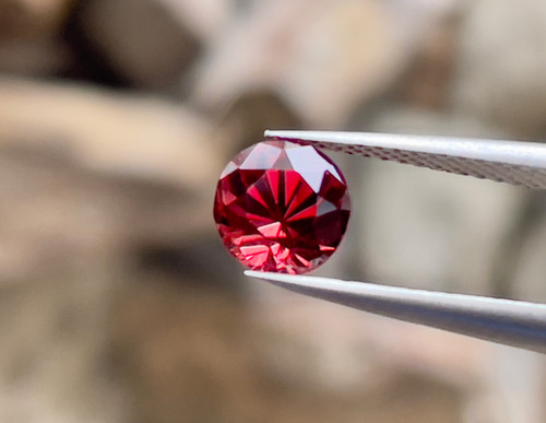 天然石オレンジがかった赤ガーネット1.75ct | Zakkano