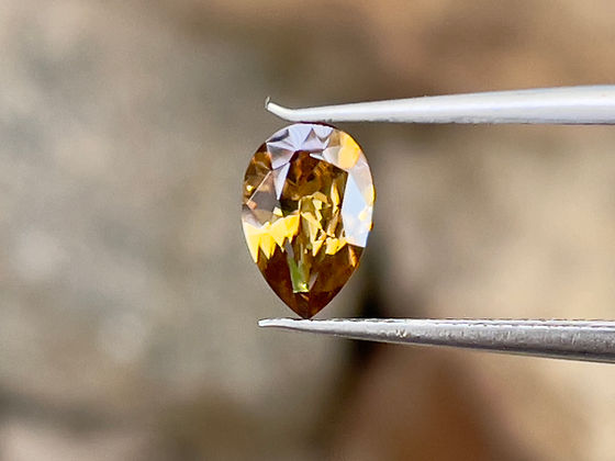 濃いイエロージルコン1.25CT | Zakkano | 岡崎愛知県日本