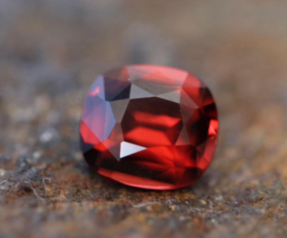 ガーネット ルース 1.90ct | Zakkano | 岡崎愛知県