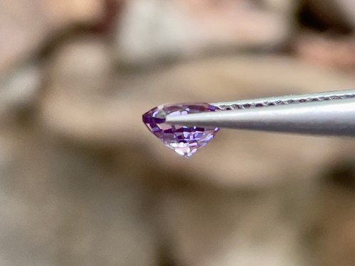0.98カラット パープルサファイア | オーバルカット 天然宝石