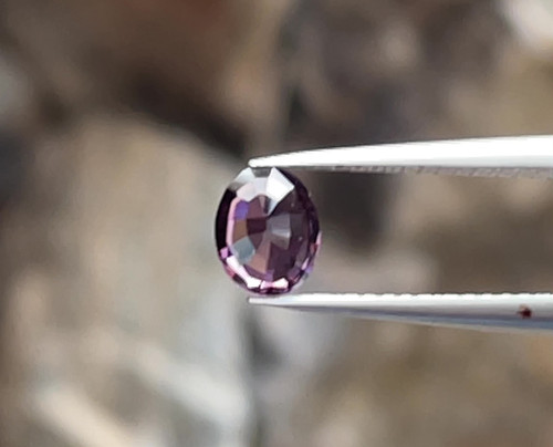 天然石スピネルダークパープルスピネル 0.75ct｜天然石・スリランカ産