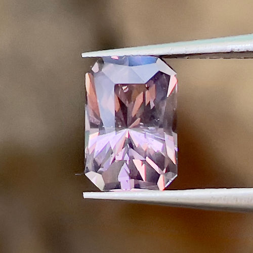 スピネル ルース パープル スピネル 1.30 カラット シザーカットの美しい天然石 スリランカ原産 | Zakkano | 岡崎愛知県日本