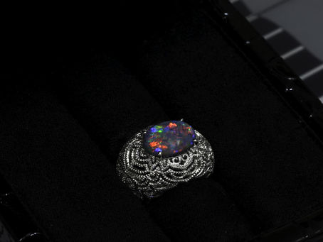 レインボーオパール」新発見が話題に