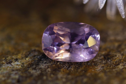 ピンクがかったパープルスピネル 0.86ct | Zakkano