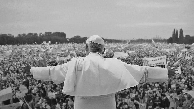 JPII Crowd.jpg