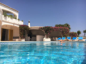 Pool and Cabana Vila Margarida