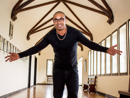 Fabiano Nascimento lança música "MENOS É MAIS" com produção de Prateado!
