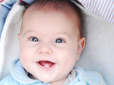 5 dicas para cuidar dos dentes do bebê