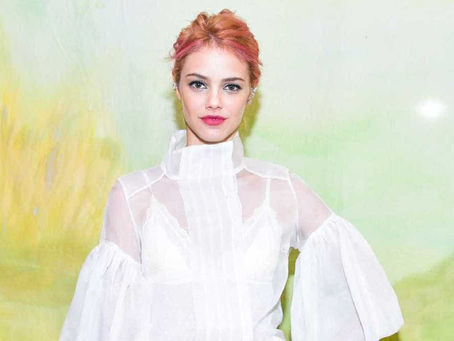 Laura Neiva assume vontade de usar brinquedos sexuais