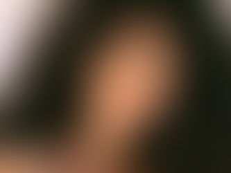 Débora Nascimento diz que não descarta romance lésbico